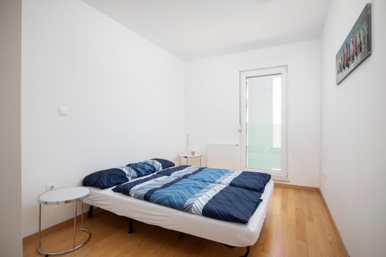 Monte Paradiso Sun Apartment Pula Extérieur photo